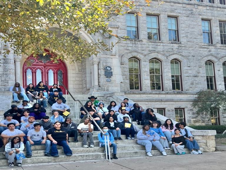 041025_Upward Bound HCC Central